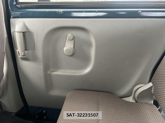 Suzuki EVERY 2024 8927946-6