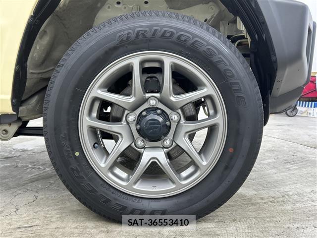 Suzuki JIMNY 2022 8932690-4