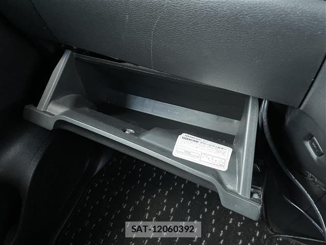 Nissan ROOX 2020 8902935-6