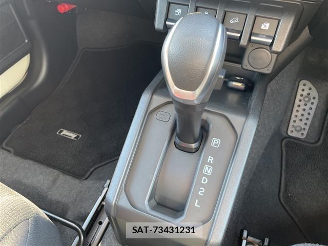 Suzuki JIMNY 2021 8932699-1