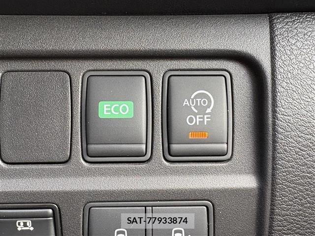 Nissan SERENA 2018 8671659-11