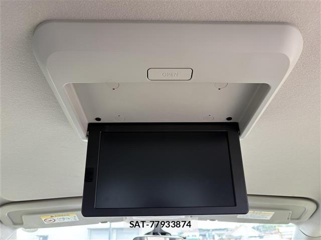 Nissan SERENA 2018 8671659-18