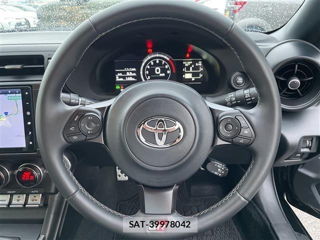 Toyota 86 2025 8892005-21