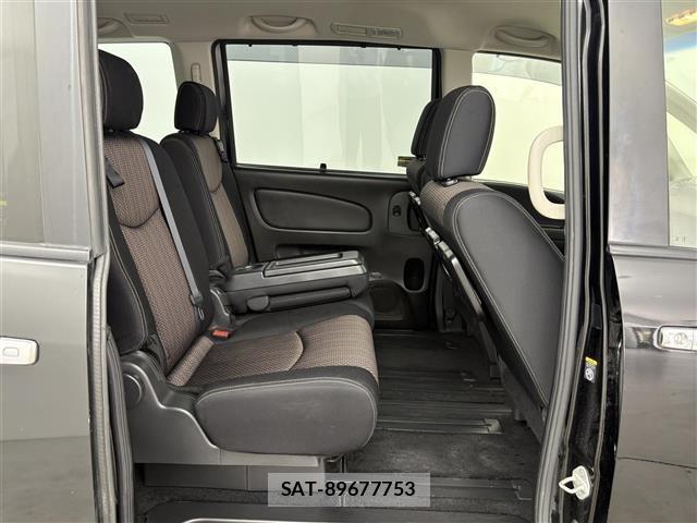 Nissan SERENA 2014 8671660-11