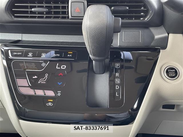 Nissan ROOX 2022 8902972-3