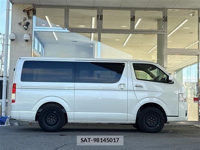 Toyota HIACE VAN 2023 8870275-5