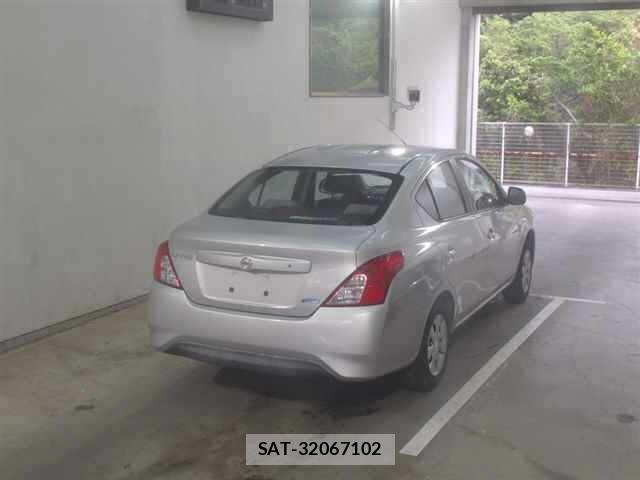 Nissan LATIO 2015 8717407-5