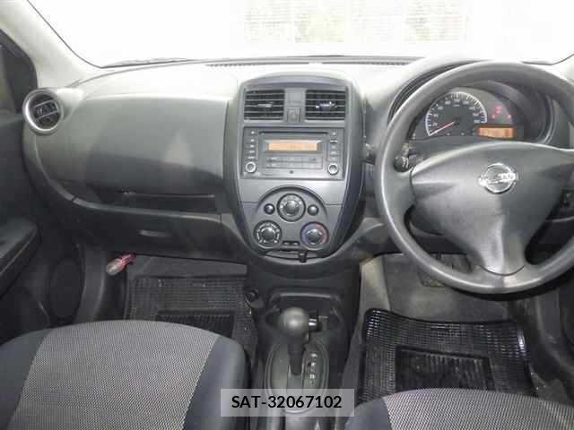 Nissan LATIO 2015 8717407-6