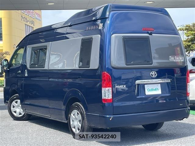 Toyota HIACE VAN 2022 8870276-13