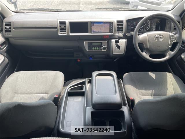 Toyota HIACE VAN 2022 8870276-14
