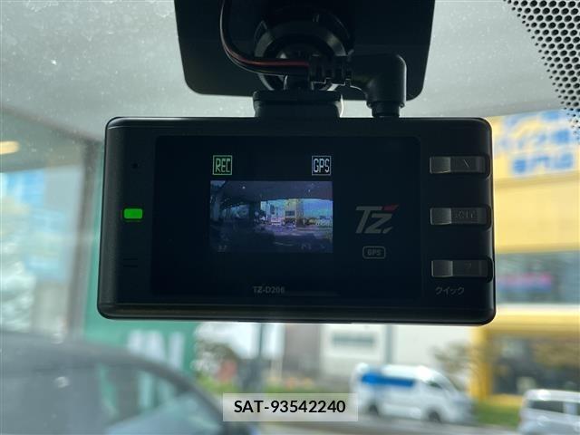 Toyota HIACE VAN 2022 8870276-17