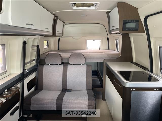 Toyota HIACE VAN 2022 8870276-7