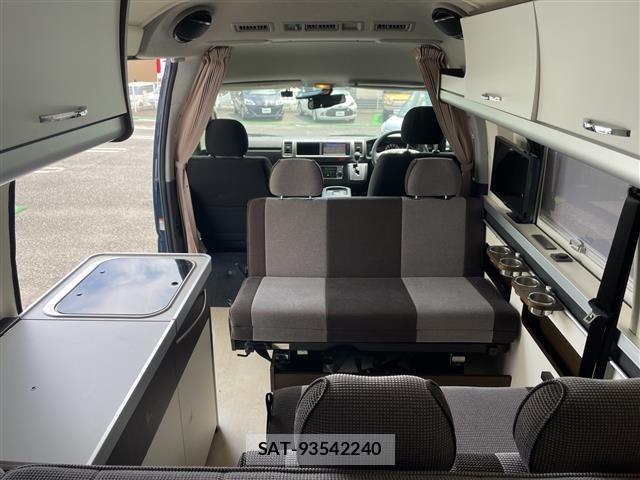 Toyota HIACE VAN 2022 8870276-8