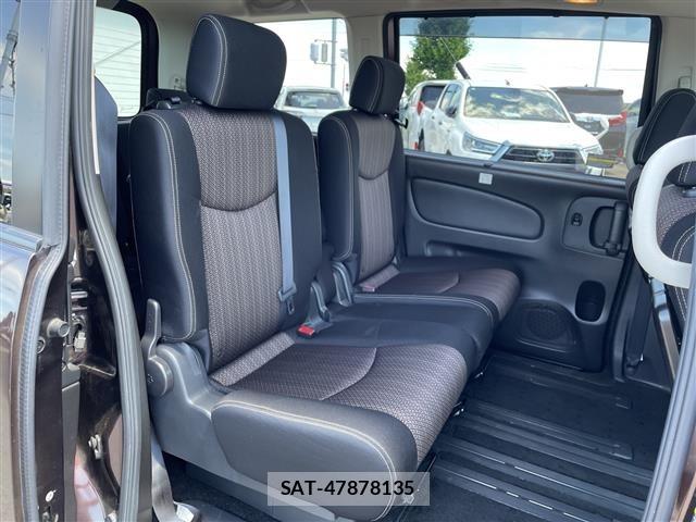 Nissan SERENA 2015 8671679-2
