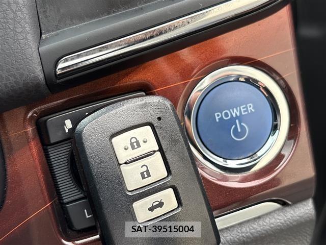 Toyota CROWN 2013 8680526-21