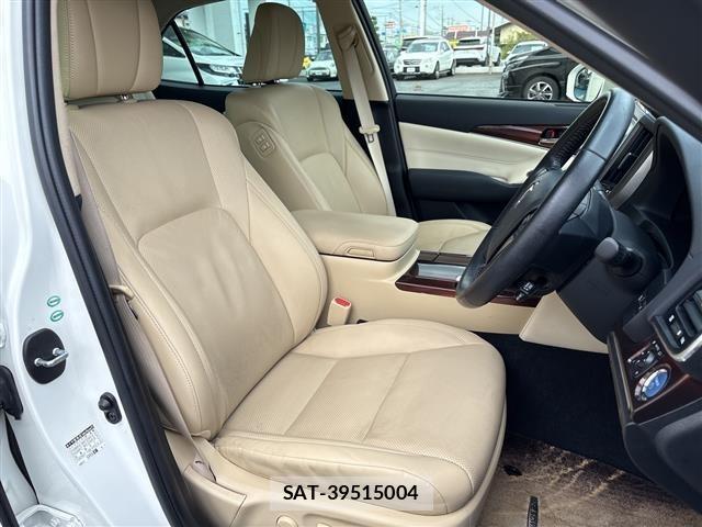 Toyota CROWN 2013 8680526-7