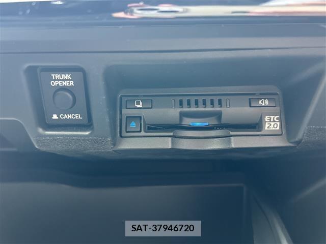 Toyota CROWN 2018 8937597-9