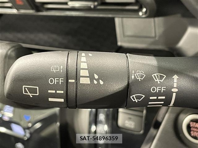 Nissan ROOX 2023 8903004-6