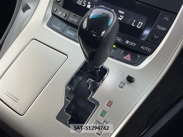 Toyota VELLFIRE 2013 8905058-22