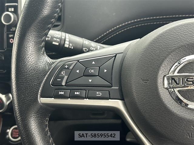 Nissan SERENA 2017 8926321-11