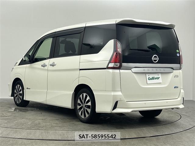 Nissan SERENA 2017 8926321-13