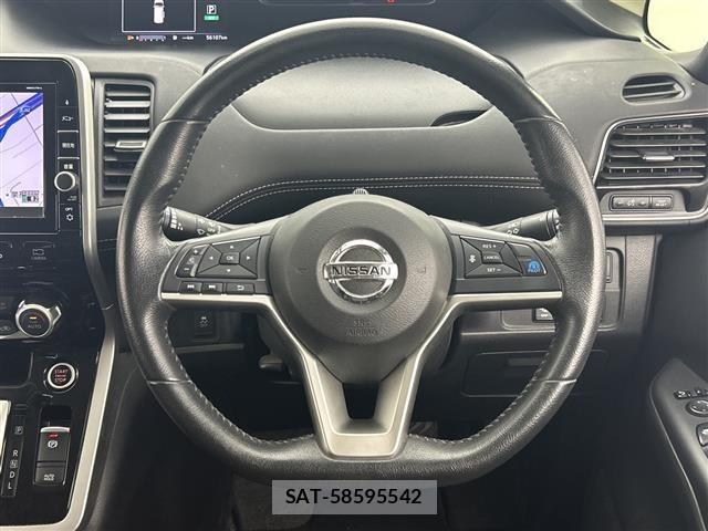 Nissan SERENA 2017 8926321-5