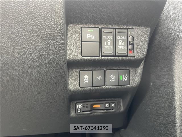 Honda FREED 2022 8684499-22