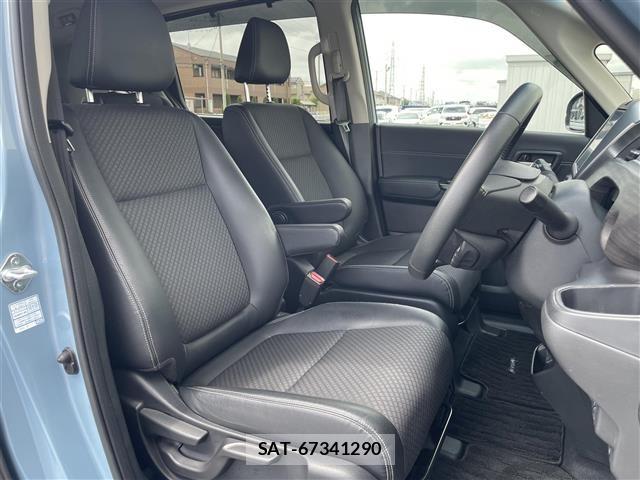 Honda FREED 2022 8684499-4