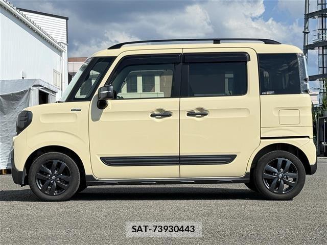 Suzuki SPACIA 2023 8692506-2