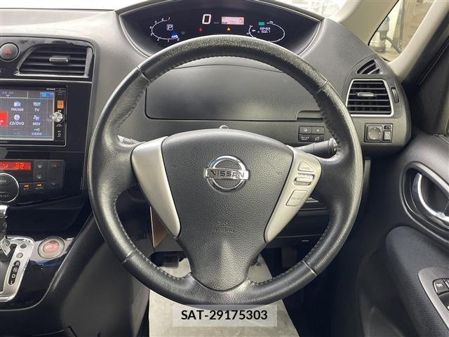 Nissan SERENA 2015 8671694-15
