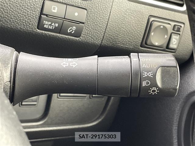 Nissan SERENA 2015 8671694-7