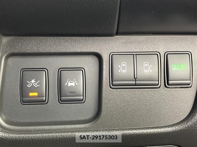 Nissan SERENA 2015 8671694-9