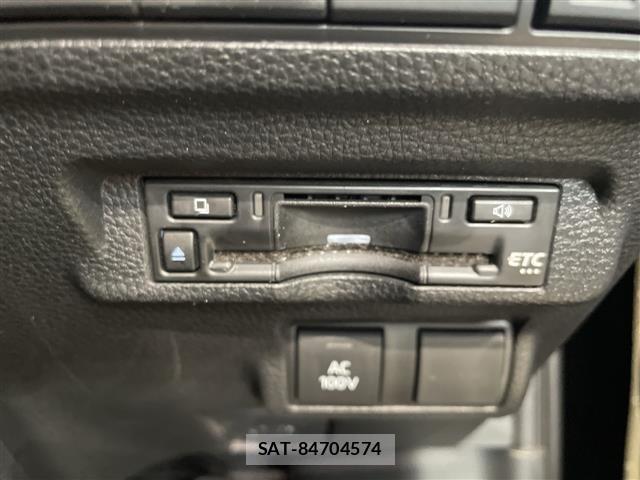 Toyota COROLLA CROSS 2024 8906464-1