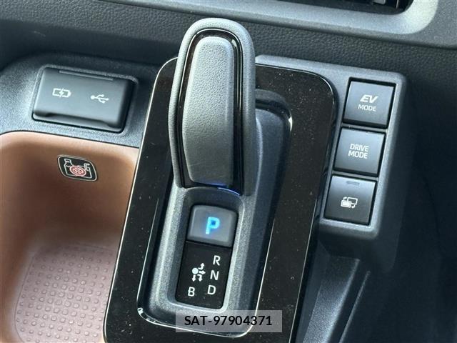 Toyota SIENTA 2022 8671300-5