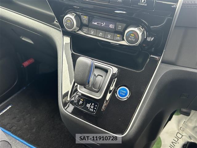Nissan SERENA 2020 8671707-19