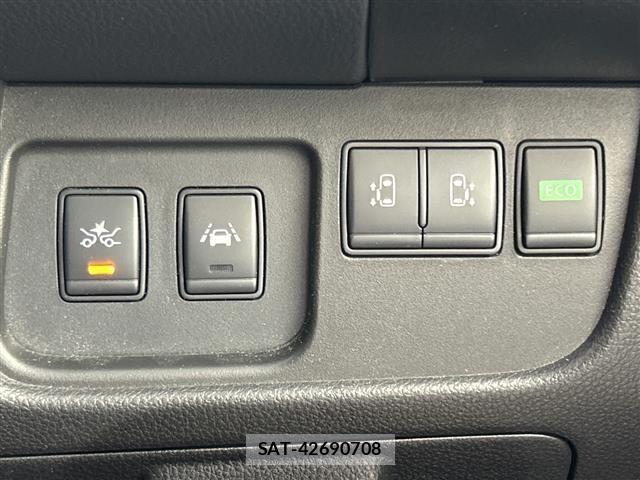 Nissan SERENA 2015 8671708-21