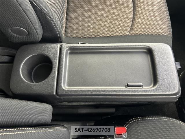 Nissan SERENA 2015 8671708-3