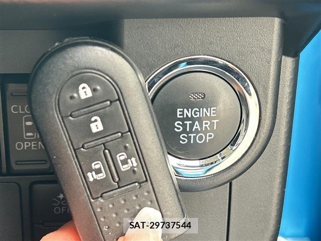 Toyota ROOMY 2017 8914573-8