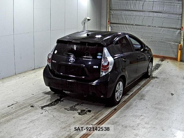 Toyota AQUA 2014 8705920-5