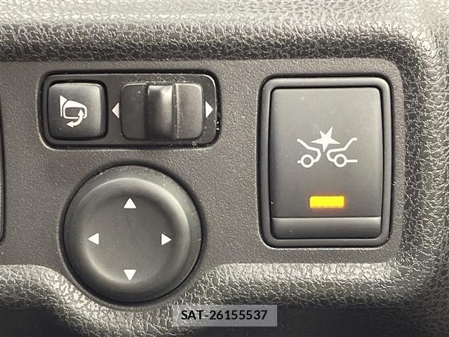 Nissan NOTE 2015 8912242-10