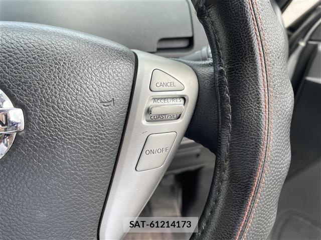 Nissan SERENA 2013 8926359-11