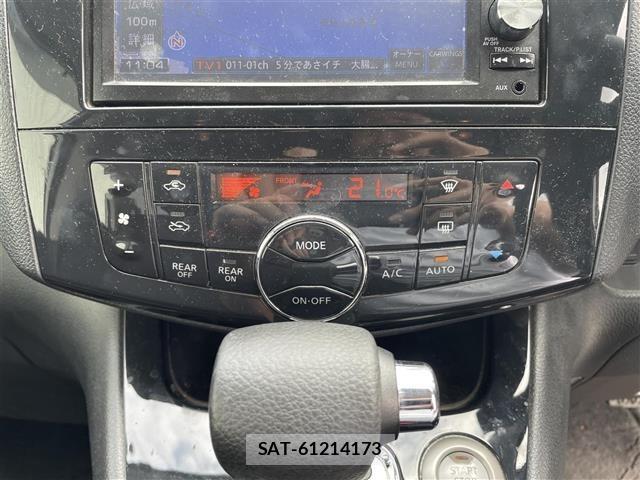 Nissan SERENA 2013 8926359-12