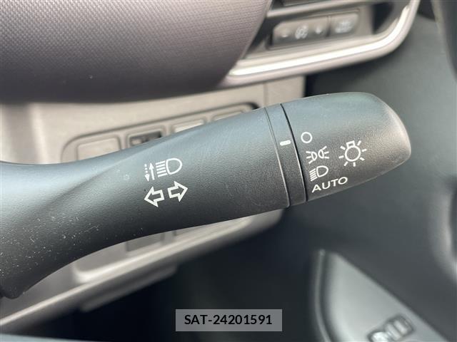 Nissan SERENA 2017 8926371-22