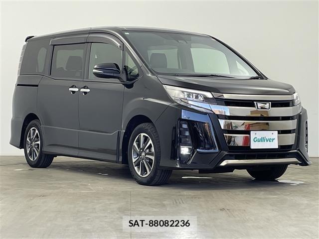 Toyota NOAH 2020 8683513-0