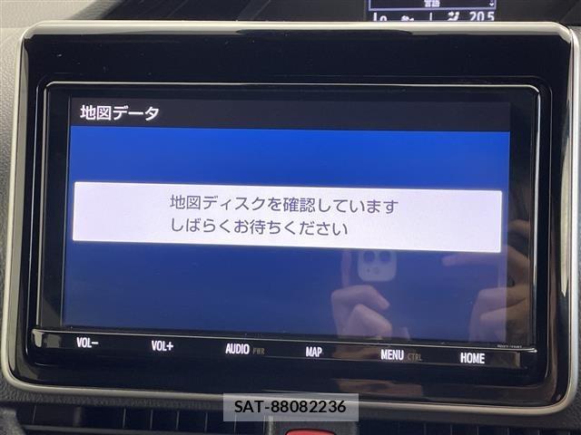 Toyota NOAH 2020 8683513-18