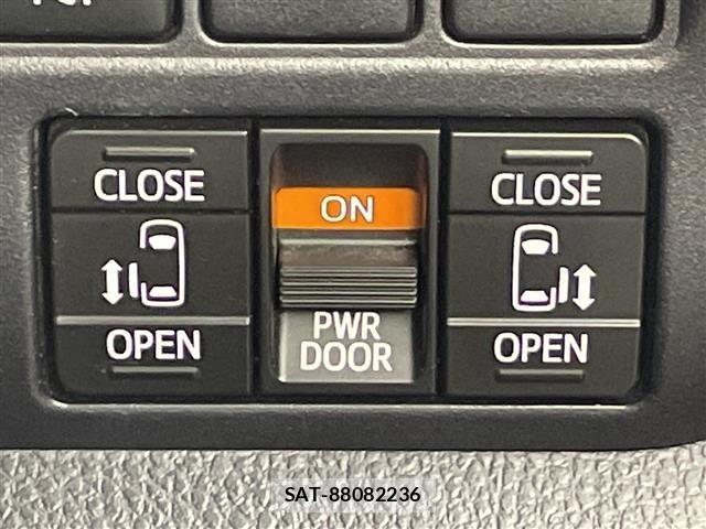 Toyota NOAH 2020 8683513-2