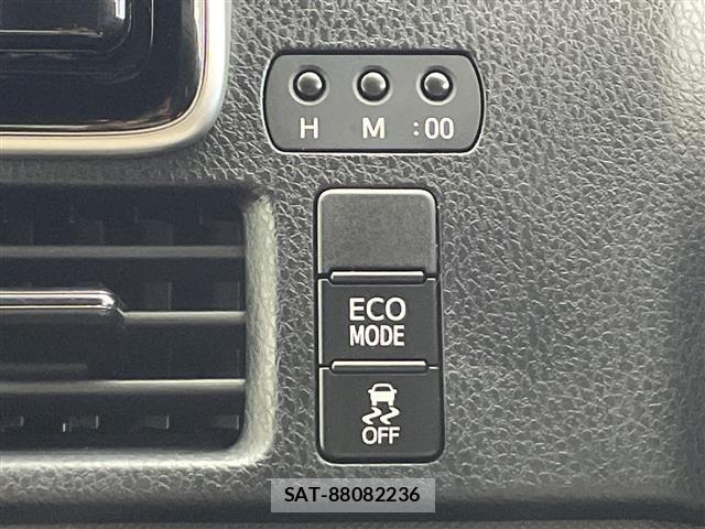Toyota NOAH 2020 8683513-4