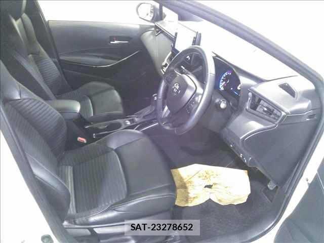 Toyota COROLLA TOURING 2020 8825456-4