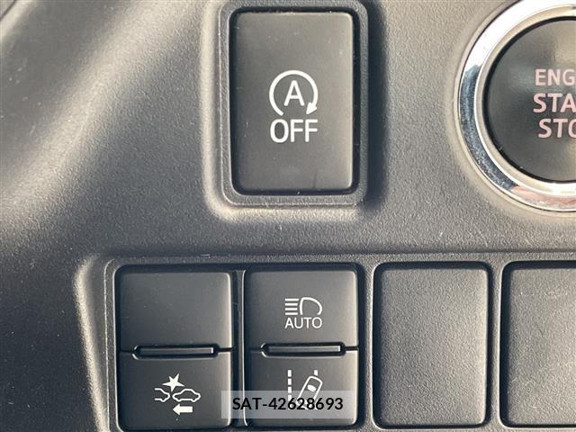Toyota NOAH 2021 8683514-1