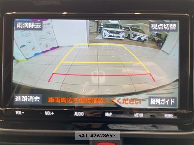 Toyota NOAH 2021 8683514-18